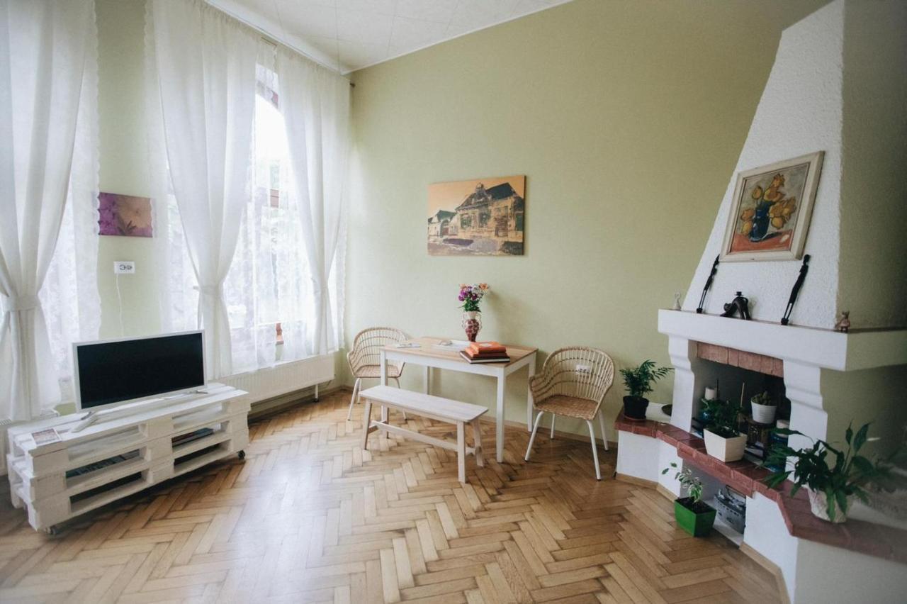 Apartament Love Nest Braszów Zewnętrze zdjęcie