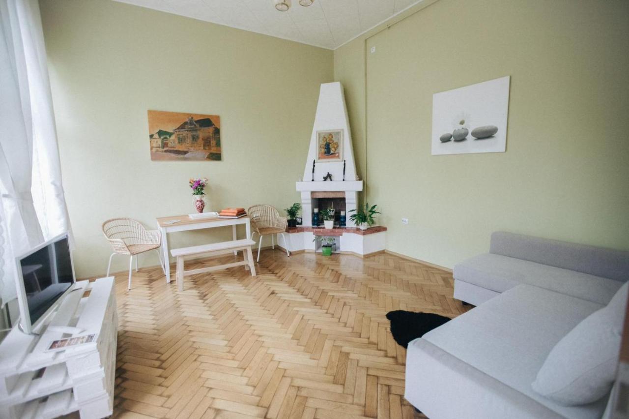 Apartament Love Nest Braszów Zewnętrze zdjęcie